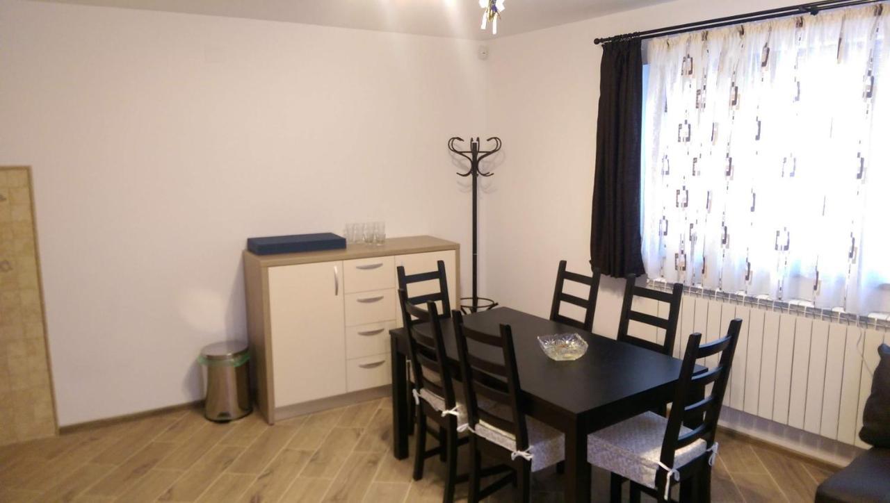 Sinca VecheEva'S Little House - Acasa La Taticul Albinelor公寓 外观 照片